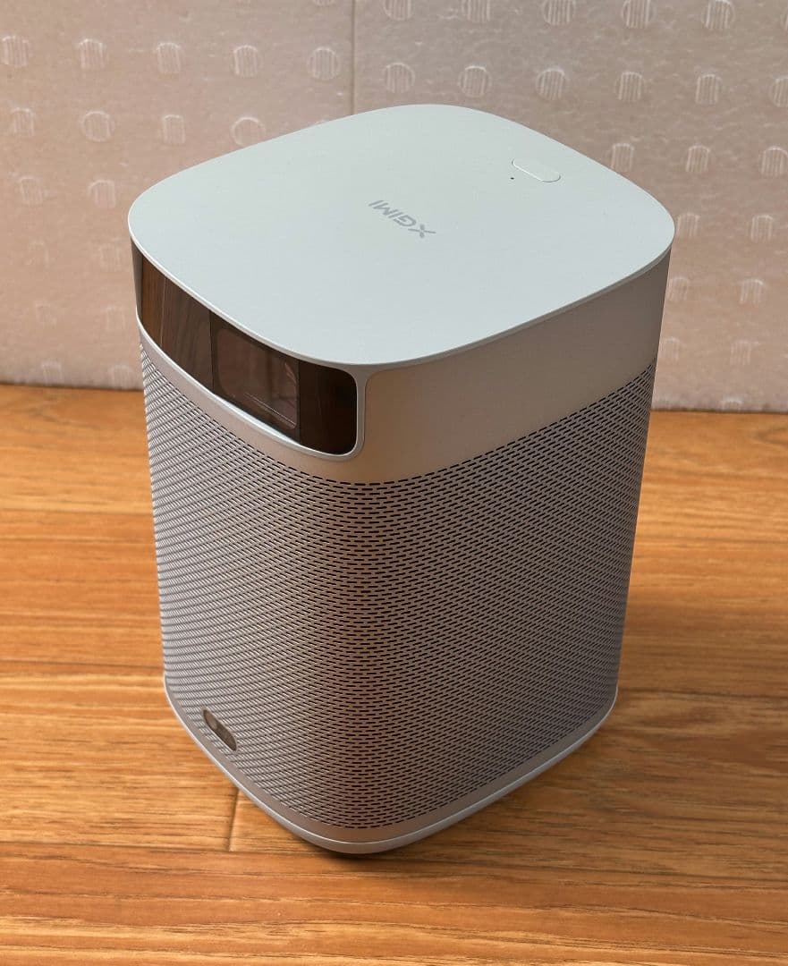 XGIMI MoGo2　プロジェクター