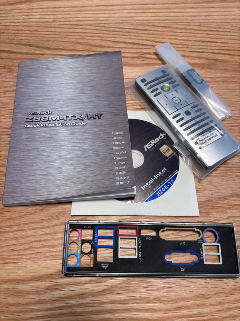 ASRock Z68M-ITX/HT + CPU i3 2120T リモコン付き