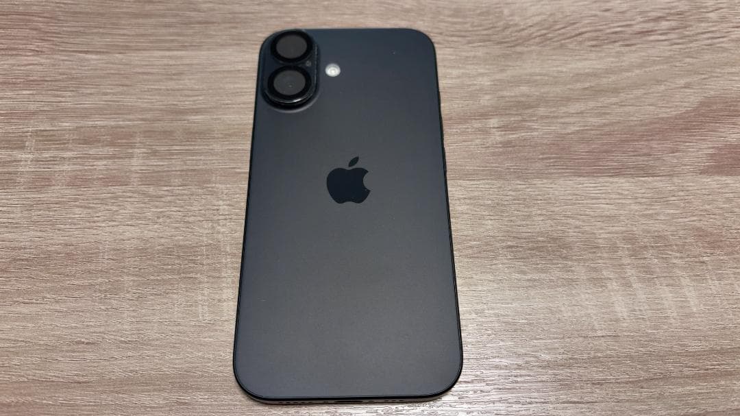 【美品】iPhone 16 128GB ブラック 本体 Apple 送料無料