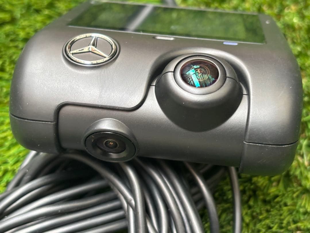 メルセデス•ベンツ前後純正ドライブレコーダー360度　中古品
