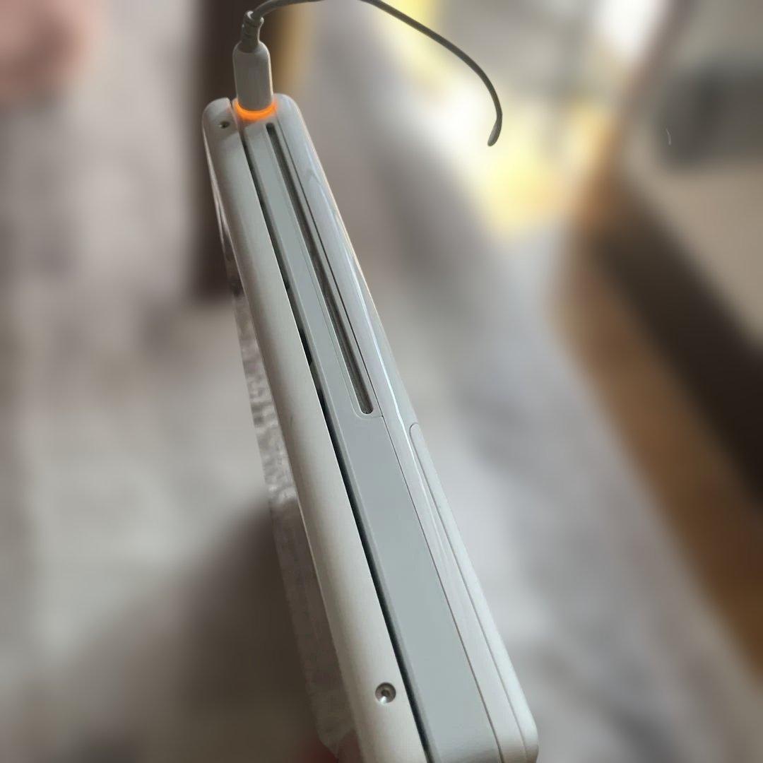 iBook G4 12-inch 本体