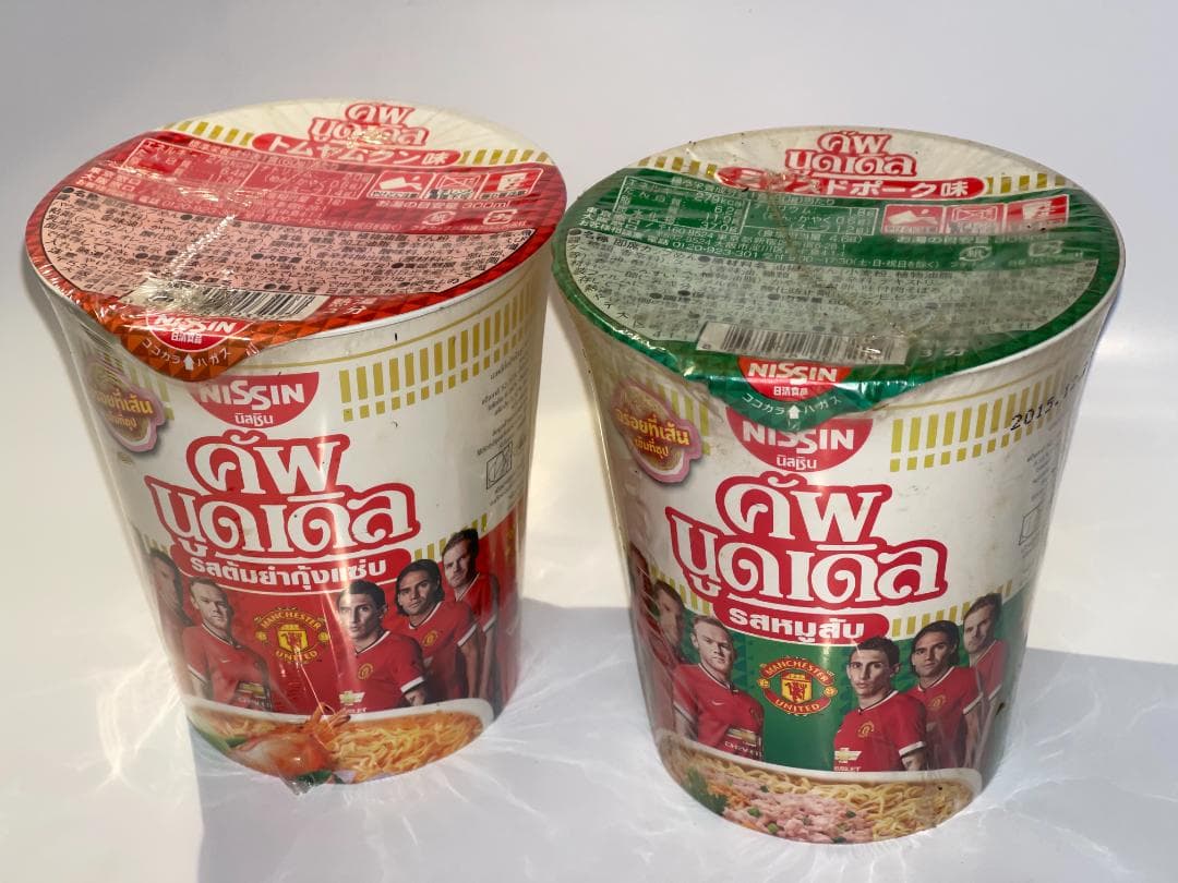 ディスプレイ用　マンUカップ麺