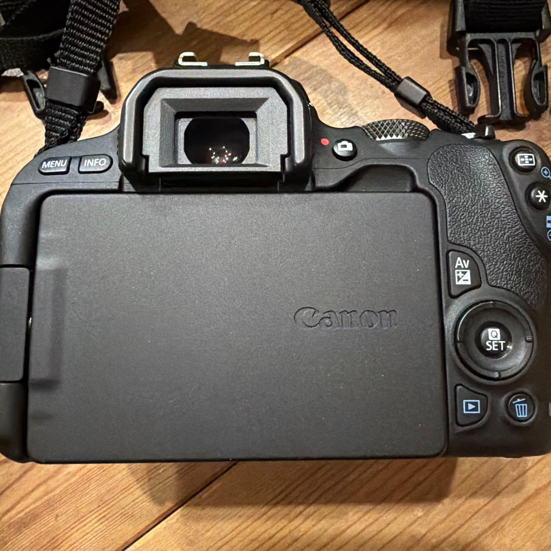 値下げ‼︎Canon EOS KissX9⭐︎