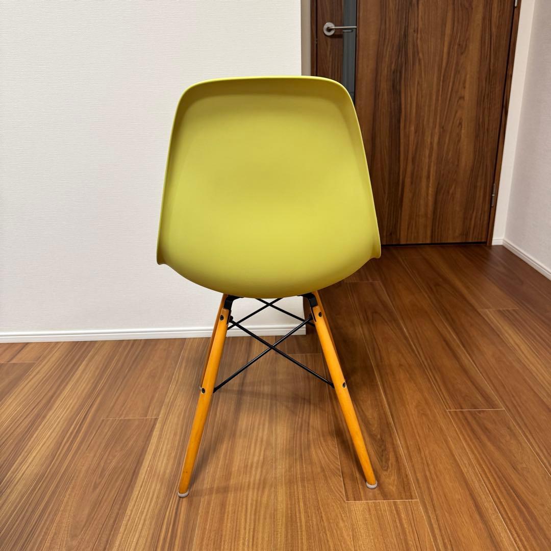 vitra｜イームズ サイドシェルチェア（イエロー系）