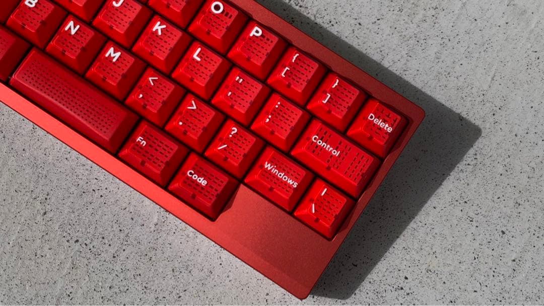 自作キーボード　delta50% レッド