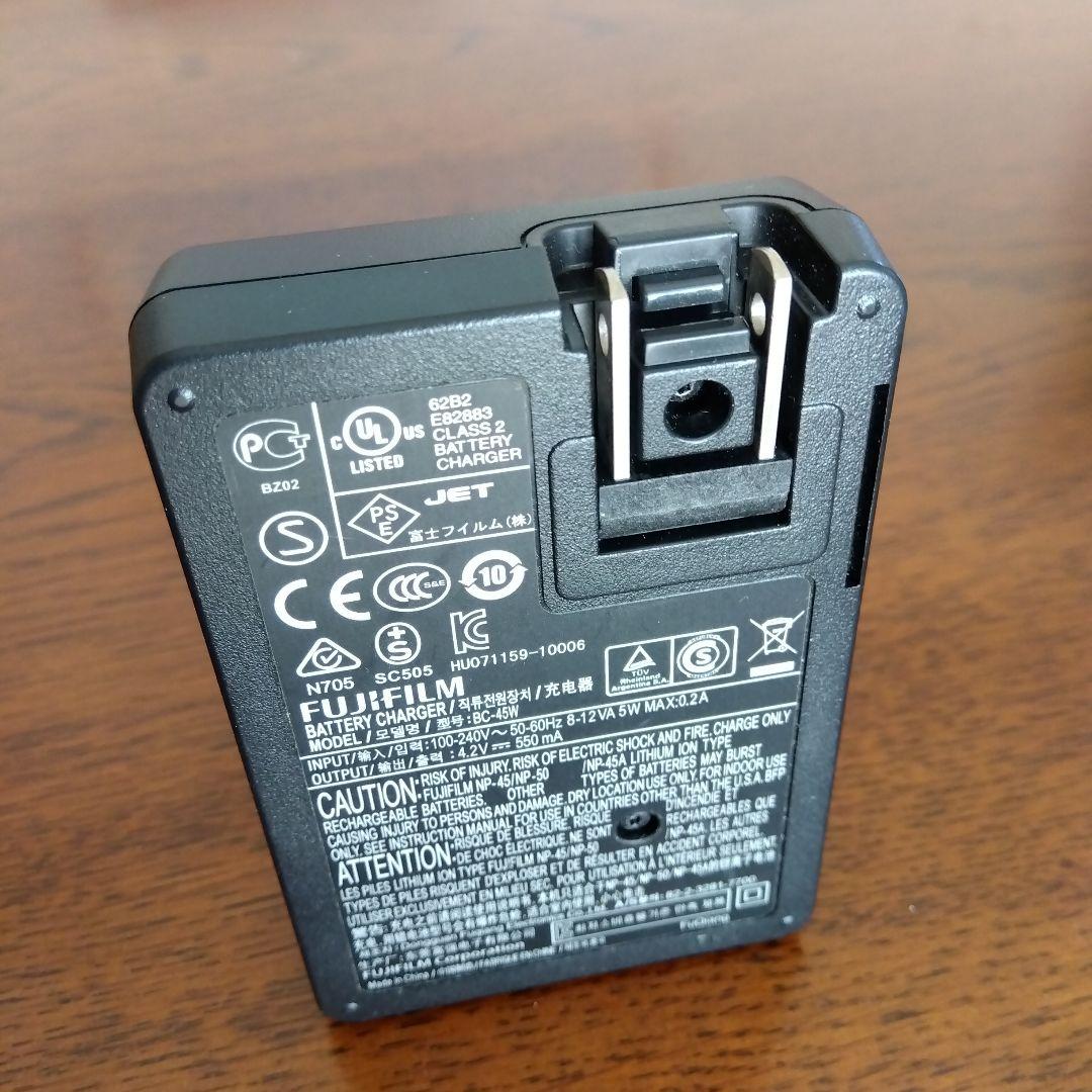 Fujifilm X10　コンパクトデジタルカメラ