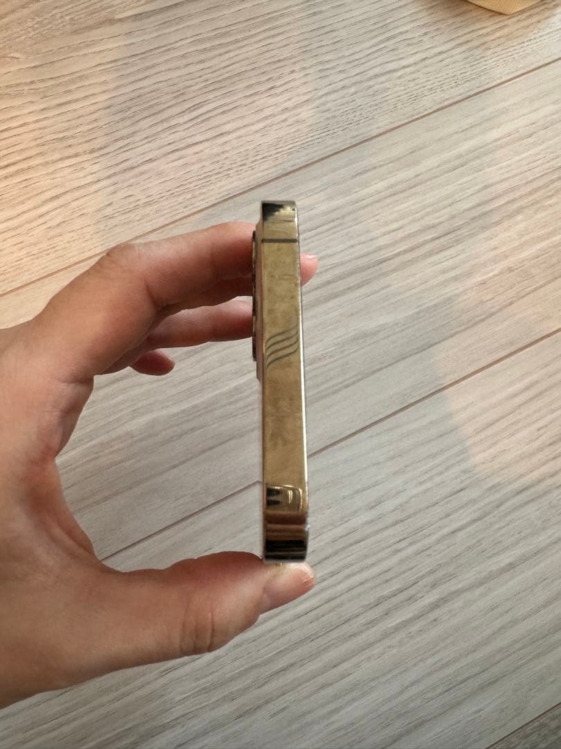 iPhone 12 Pro ゴールド　256GB