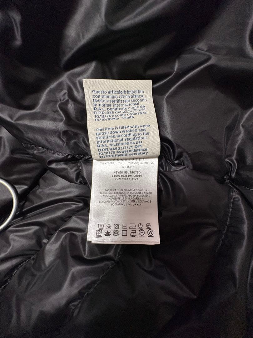 MONCLER モンクレール　NEVEU GIUBBOTTO ヌブーライトダウン