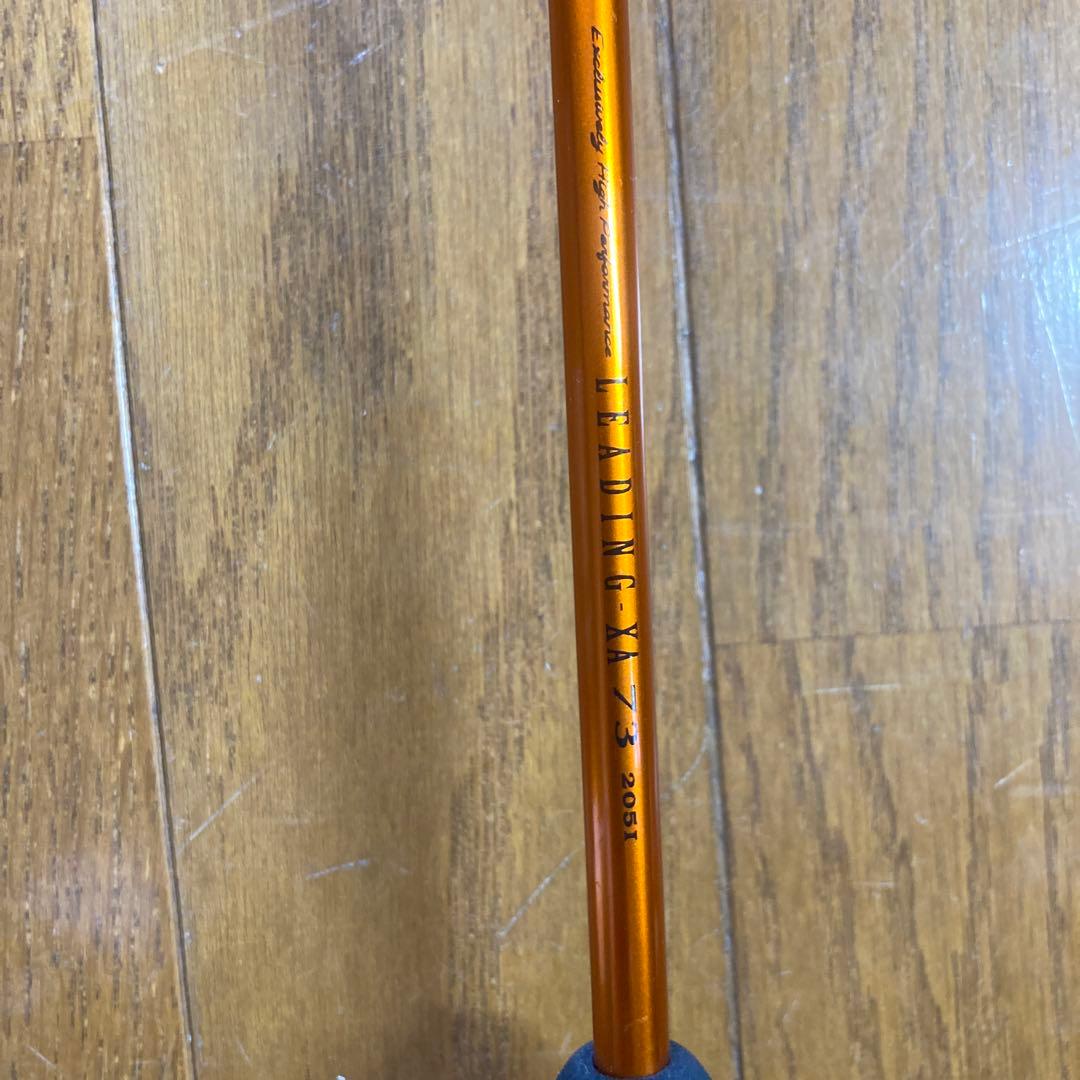 リーディング　XA 73 205 I