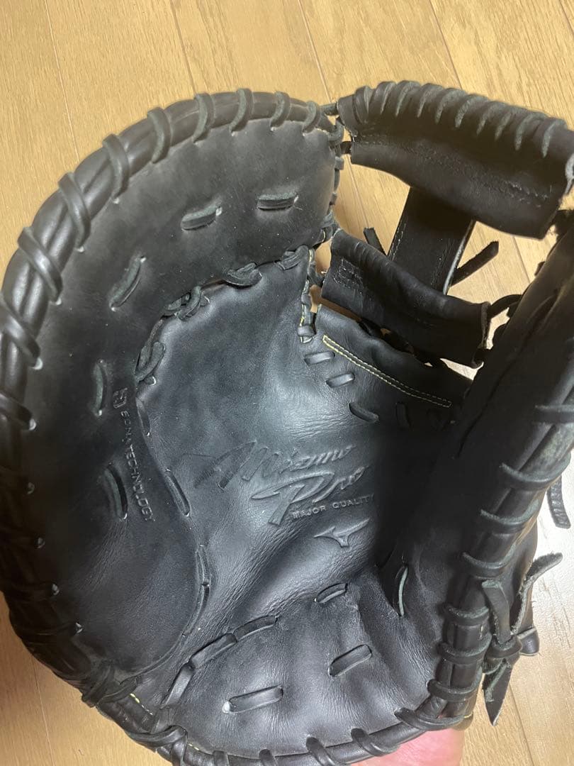 Mizuno Pro ブラック 軟式グローブ