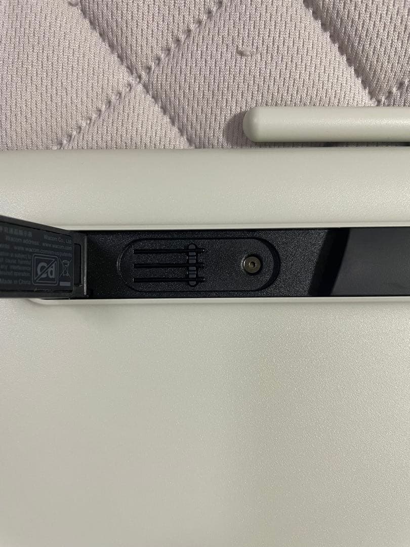 【ミナさん専用】ワコム Wacom One 液晶ペンタブレット