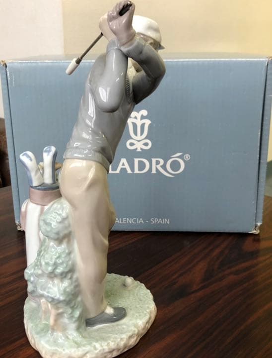 リアドロ　ゴルファーナイスショット　陶器