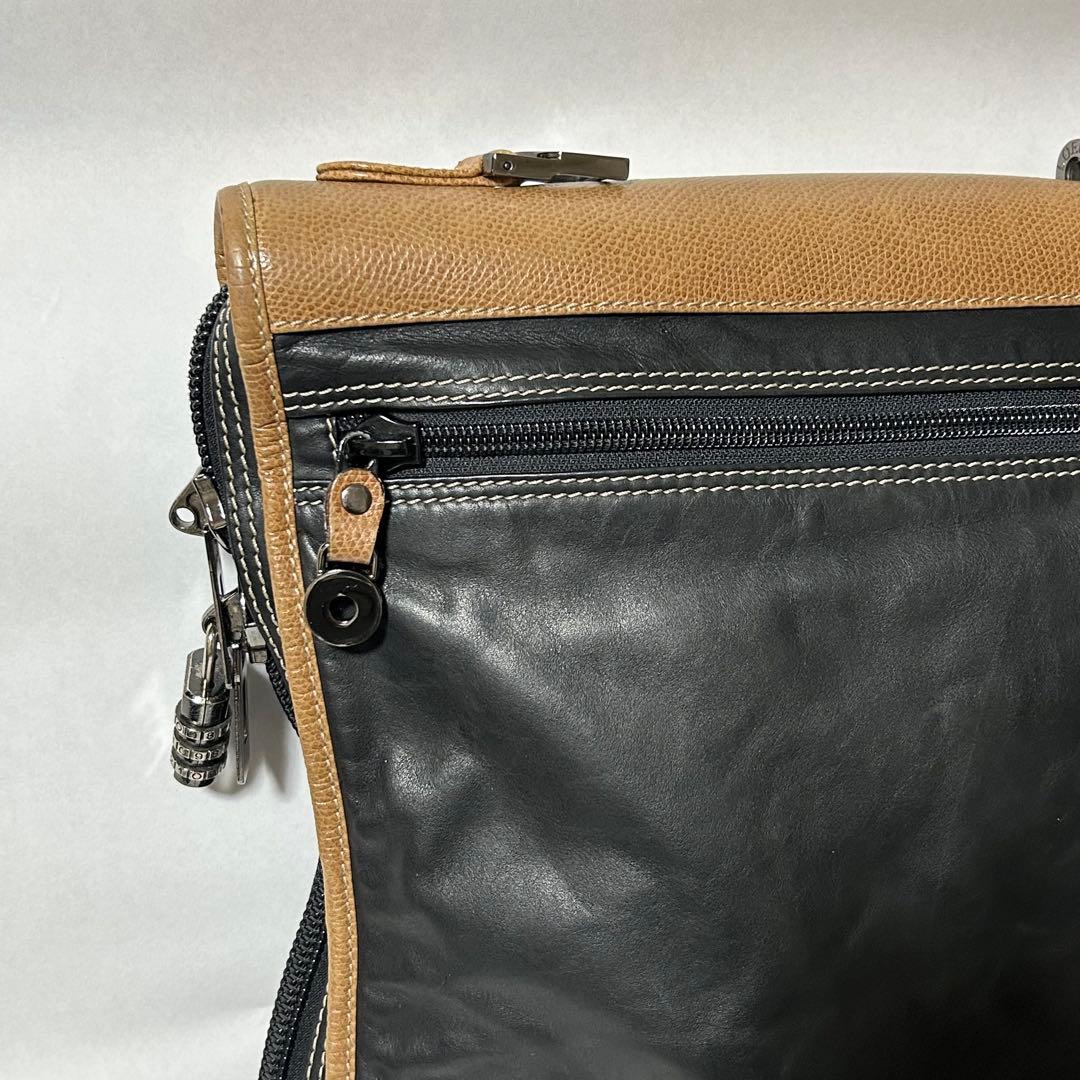 ロエベ メンズ アナグラム ロゴ型押しレザー ガーメントケース ビジネス