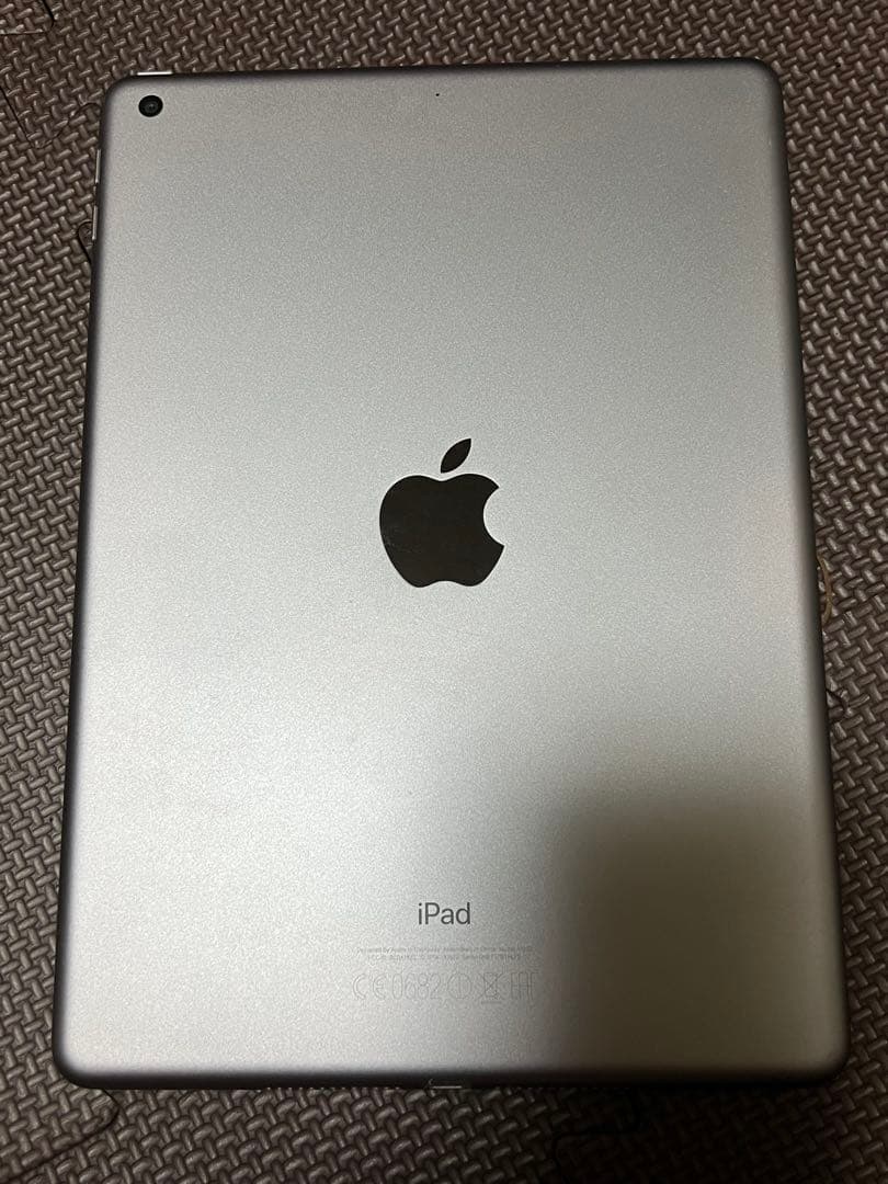 iPad 第5世代 32GB Wi-Fiモデル 初期化済み iCloud解除済
