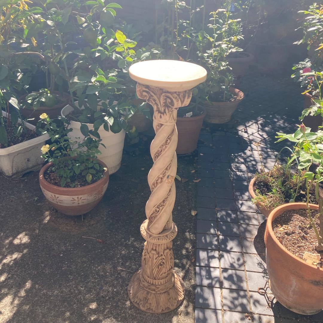 アジアン風？西洋様式 ？　コラムスタンド 花台 飾り台 オブジェ 神殿柱
