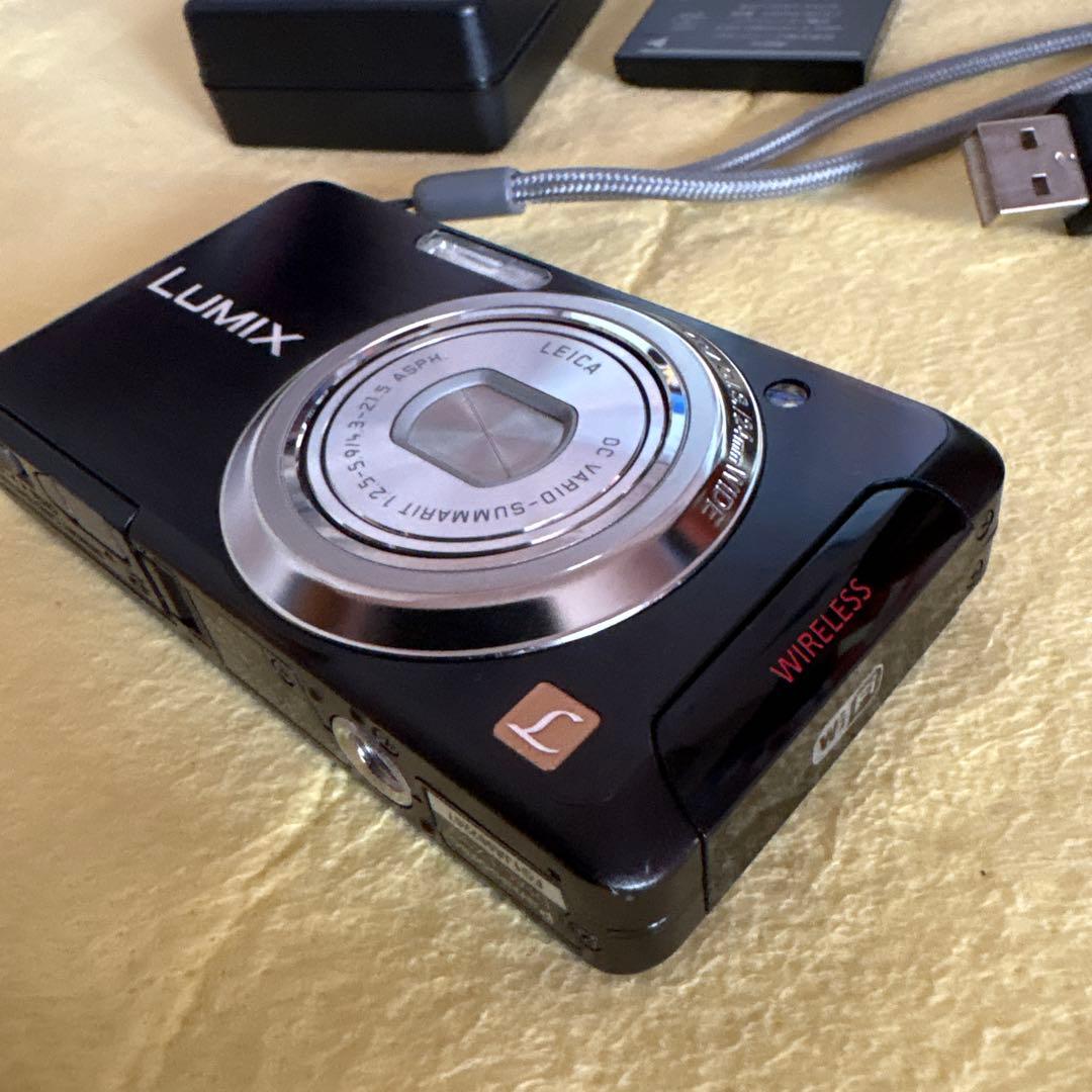 LUMIX DMC-FX90本体 充電器付き