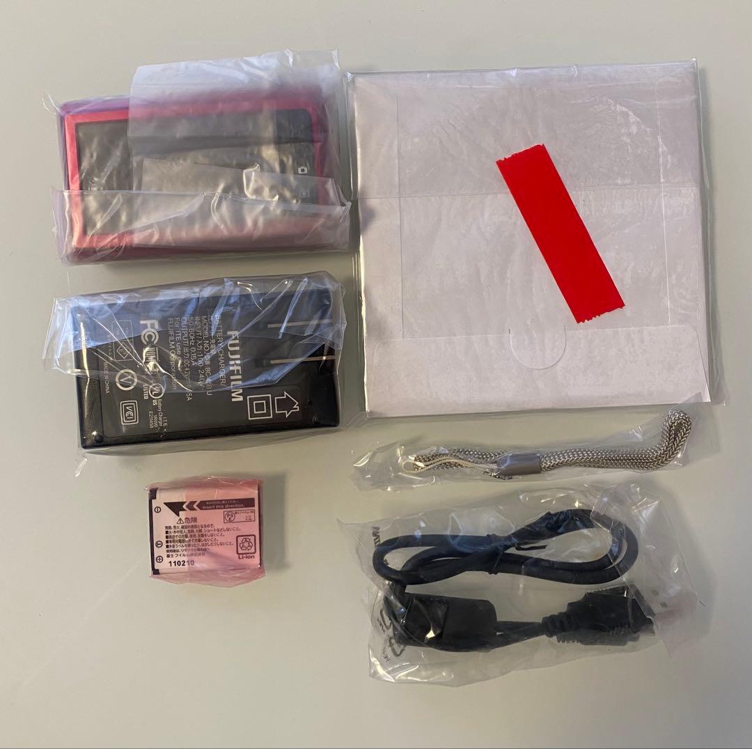 【未使用品】FUJIFILM FINEPIX Z90　ピンク