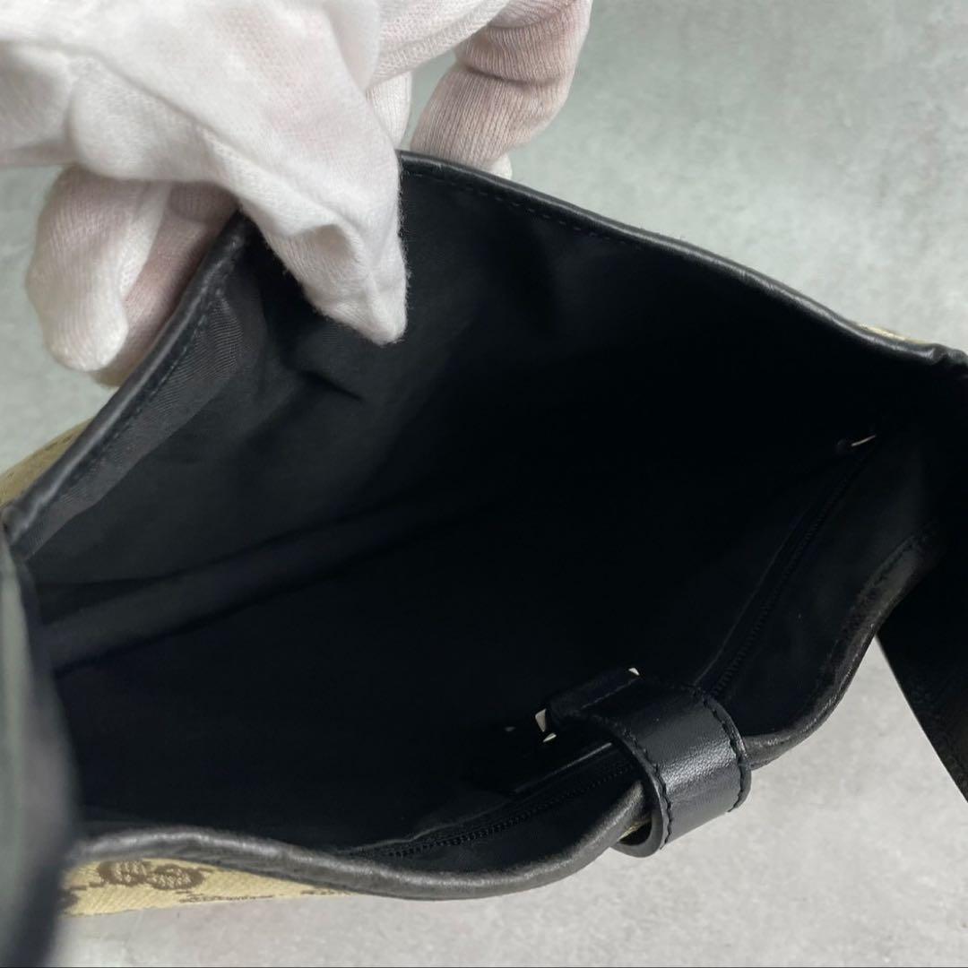 GUCCI グッチ ジャッキー ショルダーバッグ アクセサリーポーチ GG柄