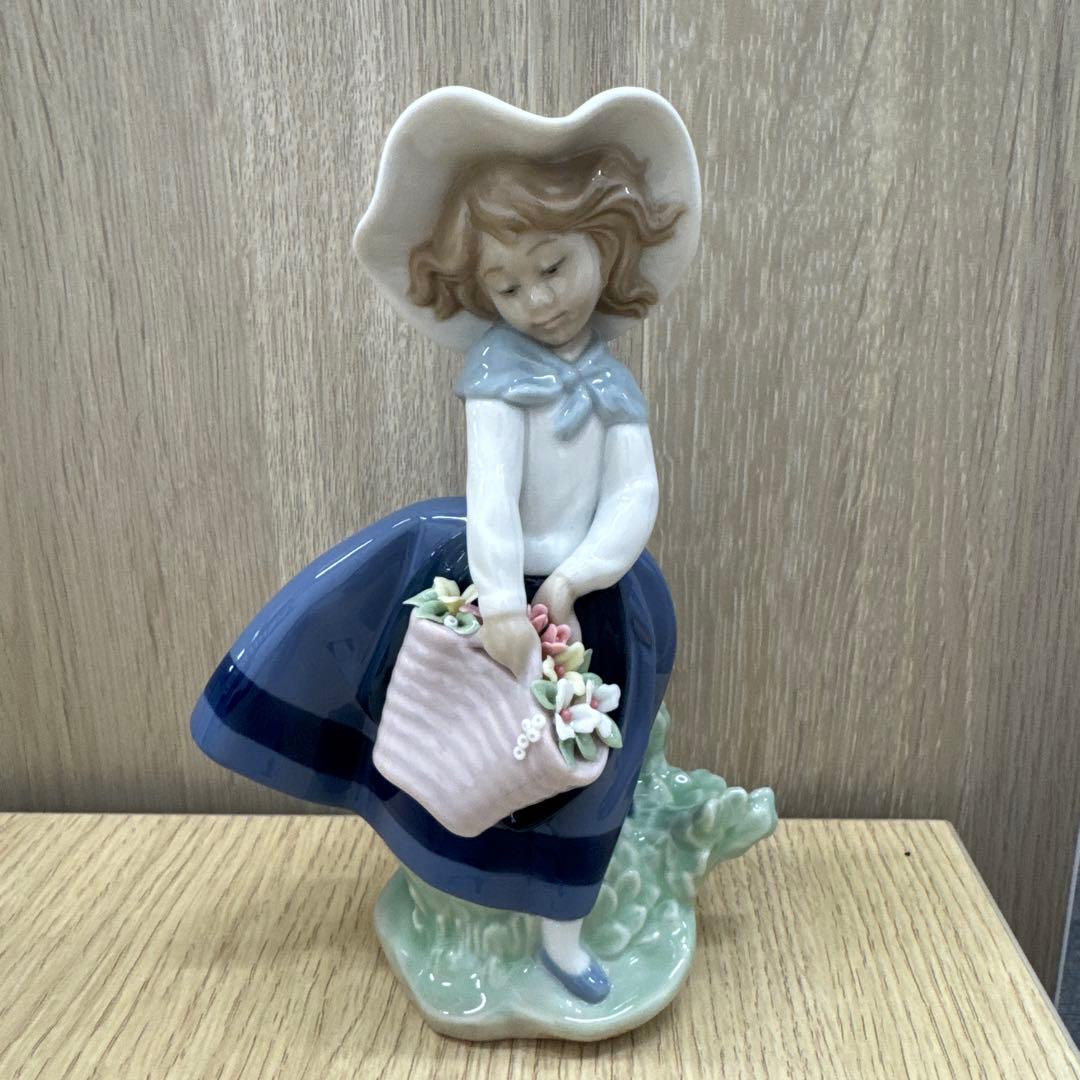 最終値下げ！！少女の置物3点セット　リヤドロあり