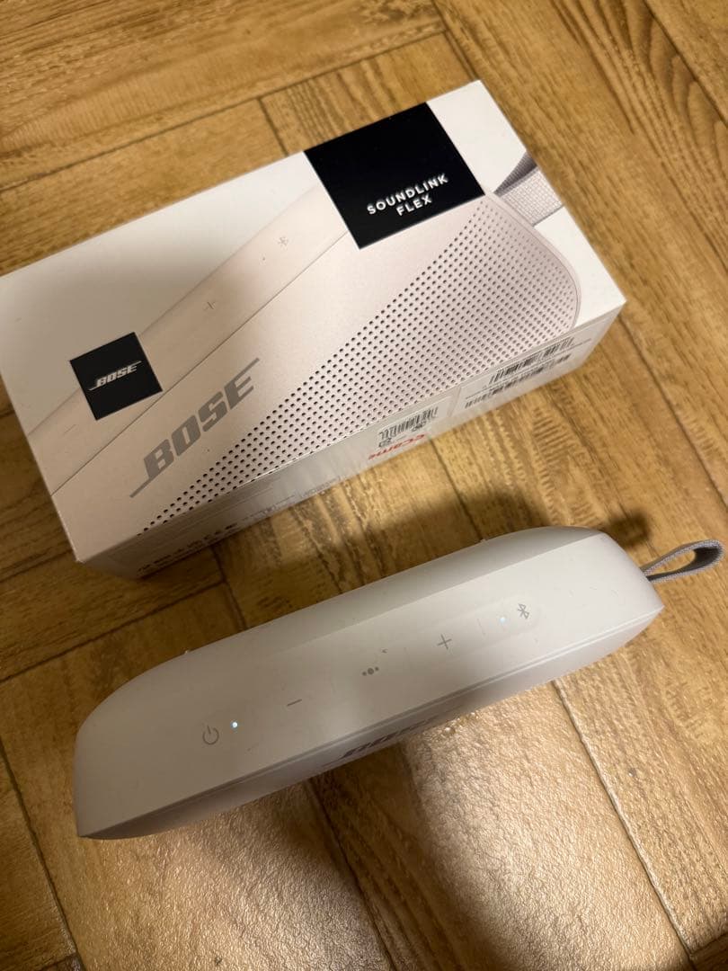 y*u様 BOSE ワイヤレス ポータブル スピーカー ホワイトスモーク
