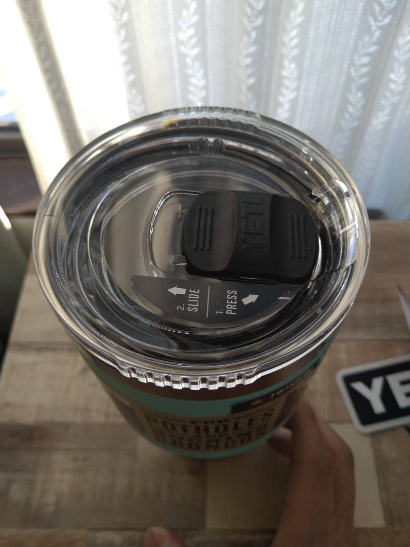 【新品・未使用】YETI Rambler 30 oz Travel Mug