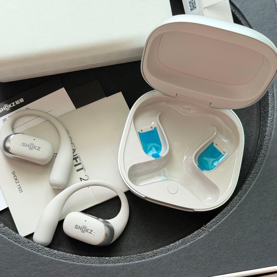 【新品同様】Shokz OpenFit 2+ オープンイヤー ワイヤレス充電対応