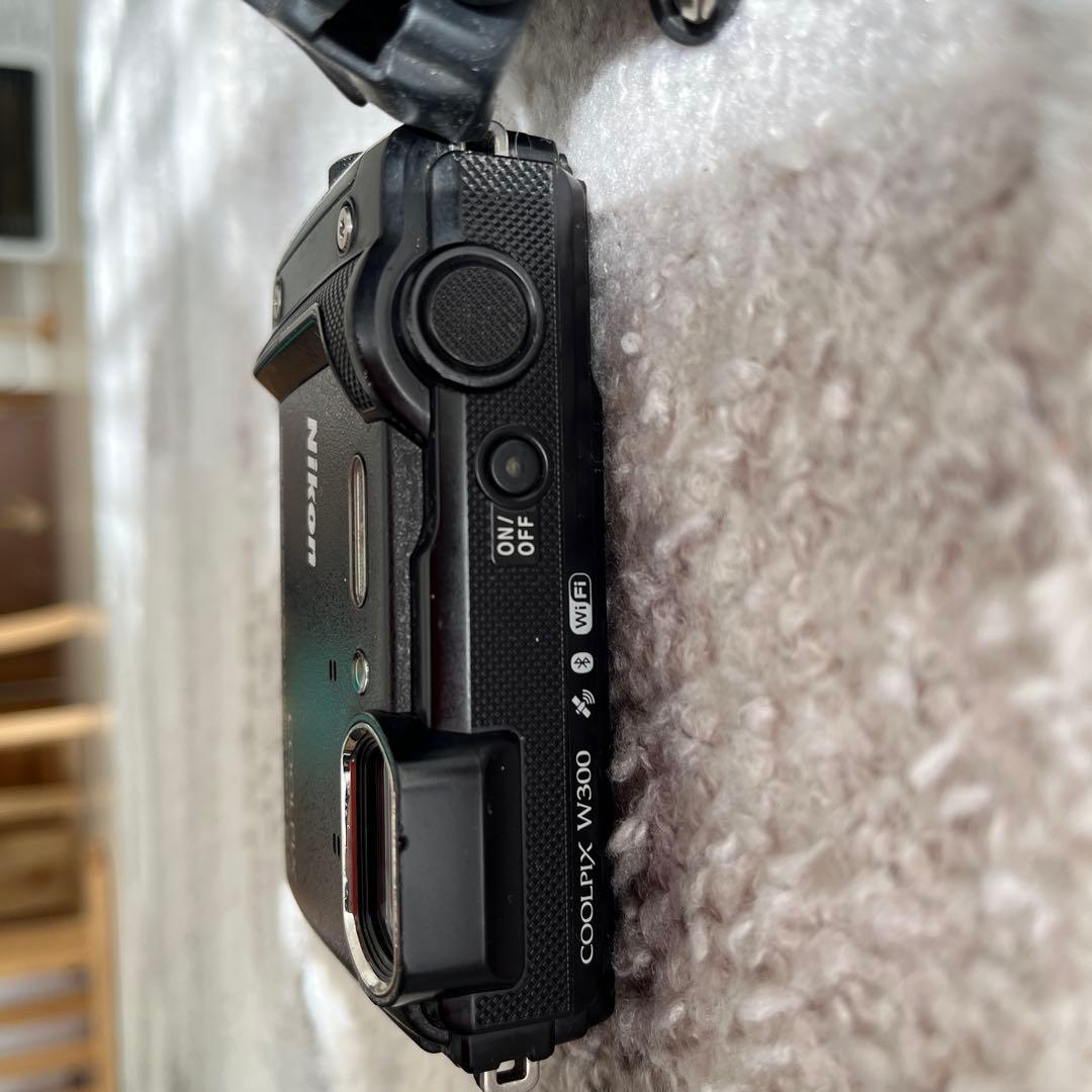 ニコン・クールピクスW300