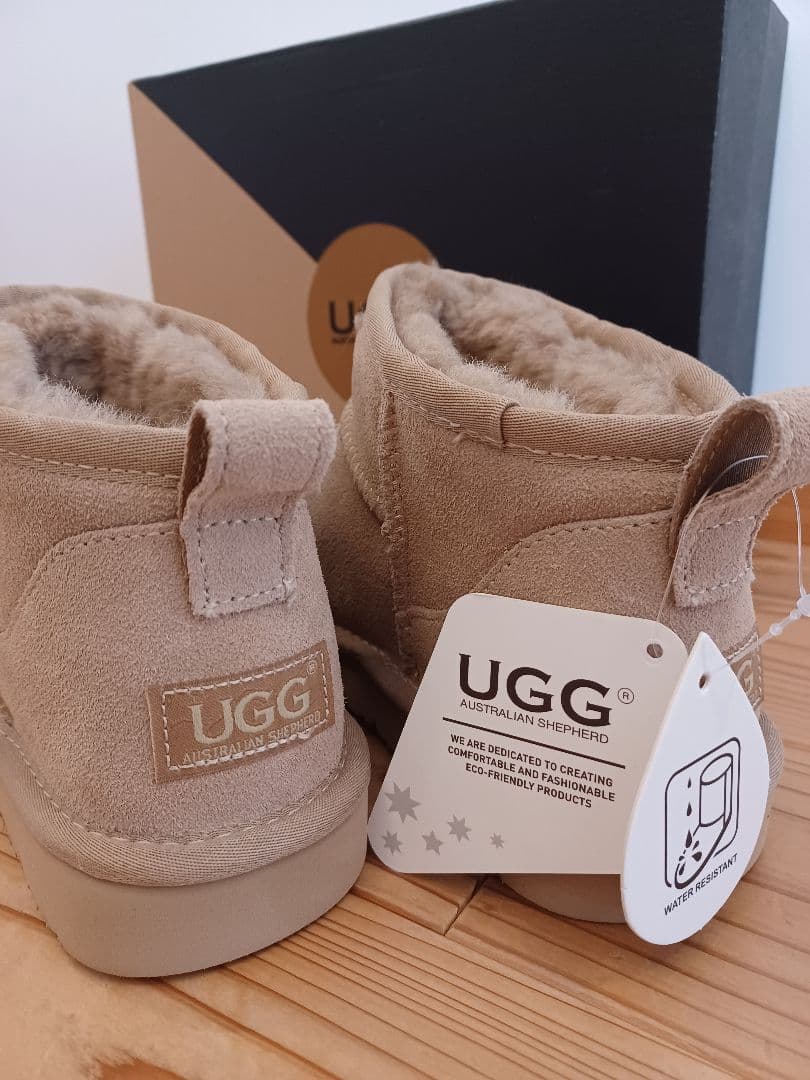 【新品未使用】UGG オーストラリアンシェパード　ショートブーツ