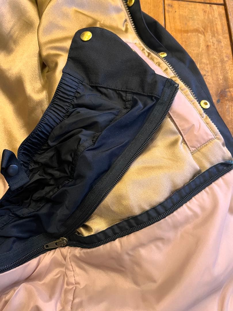 Burton スノーボードジャケット S 黒