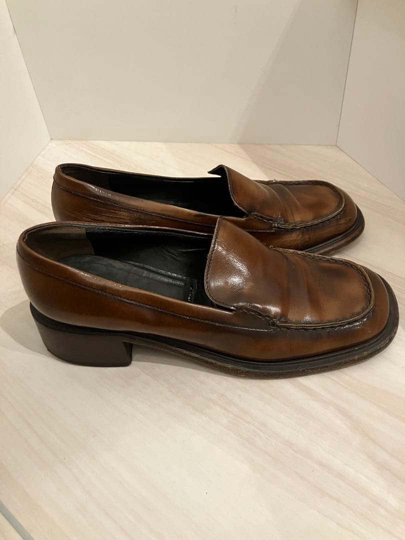 PRADA プラダ　ヴィンテージ　レザー　ヒールローファー　37 1/2