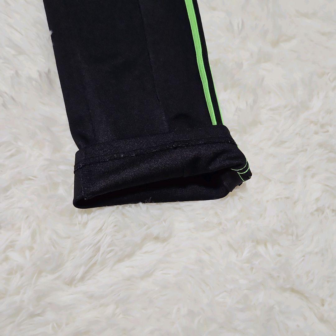 未使用級✨️ノルディ セットアップ ジャケットL パンツM ブラック&グリーン