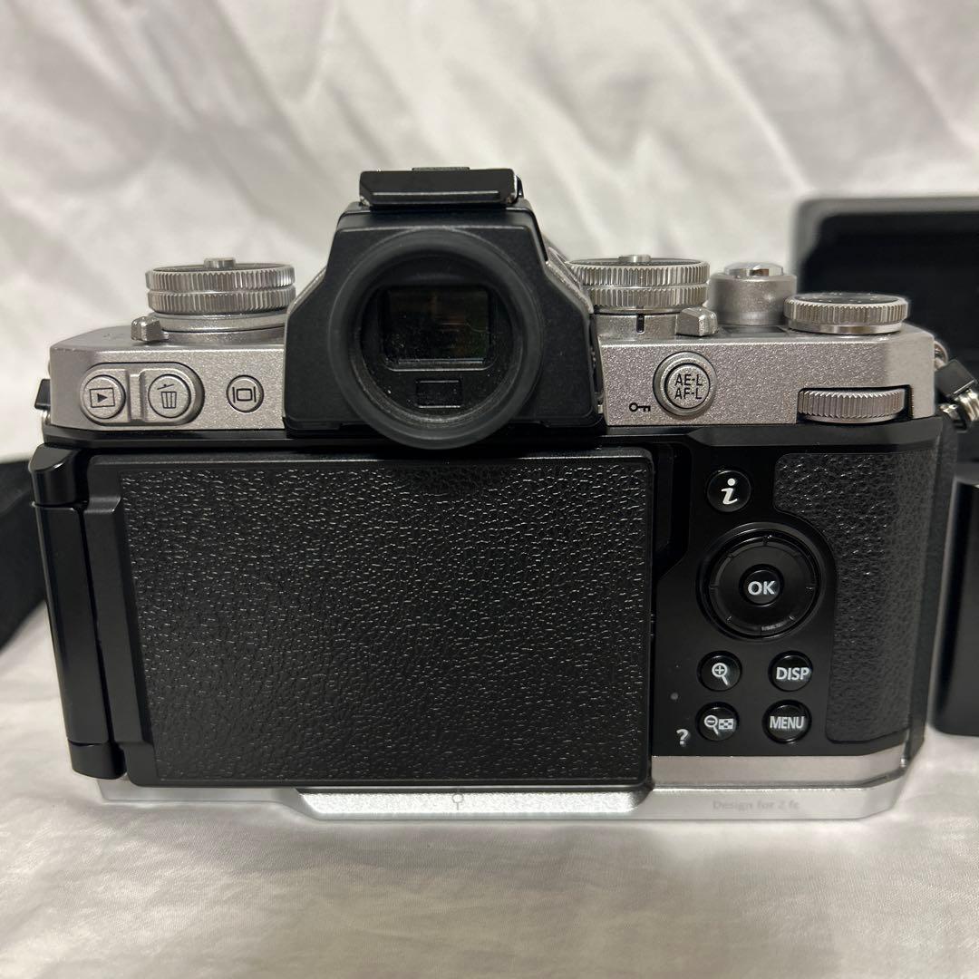 NIKON　Z fc シルバー