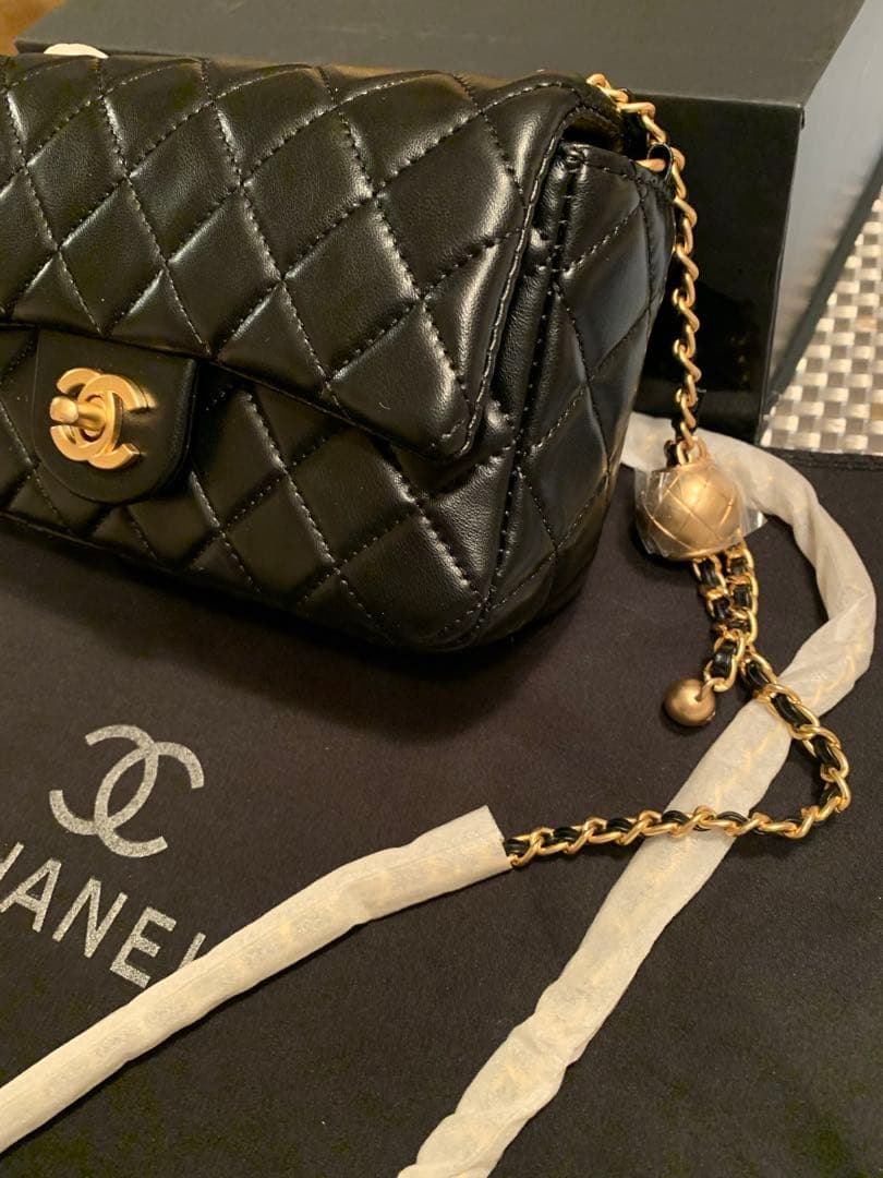 CHANEL シャネル ブラック ショルダーバッグノベルティ マトラッセ
