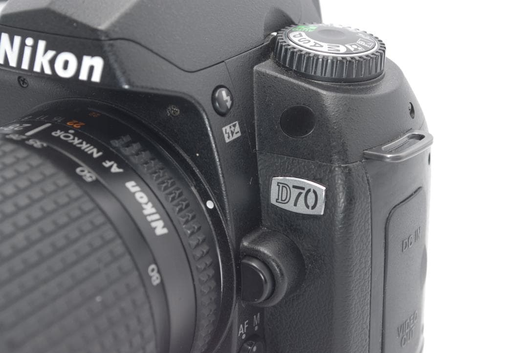✨Nikon D70✨すぐ使える✨スマホ転送✨入門機✨初心者向け✨簡単操作✨