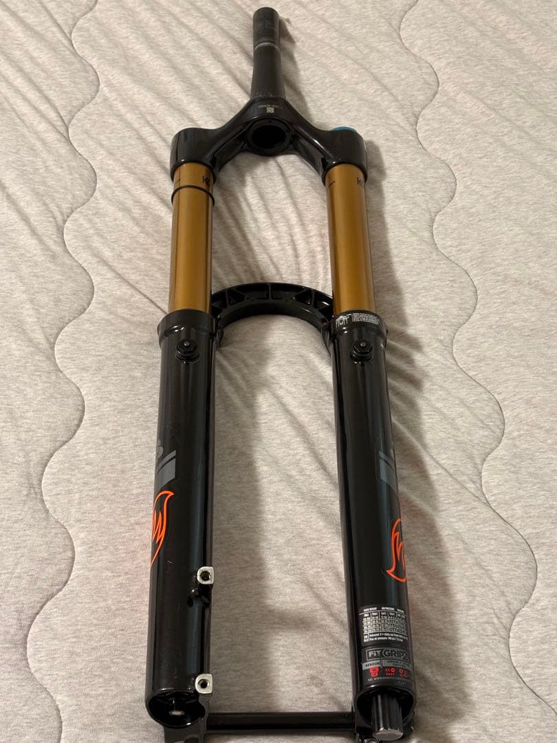 訳アリ特価FOX 38 BOOST 29インチ