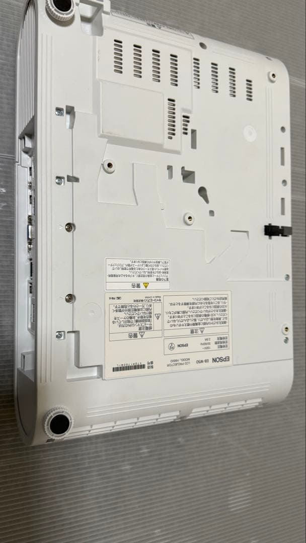 Epson EB-W50プロジェクター本体