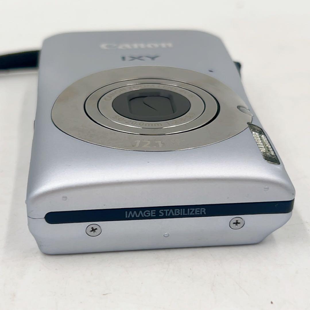 11ABM036 Canon IXY200F シルバー　デジカメ 動作品