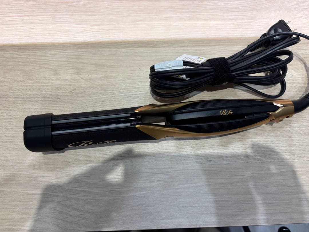 ひろりんReFa ストレートヘアアイロン ブラック/ゴールド