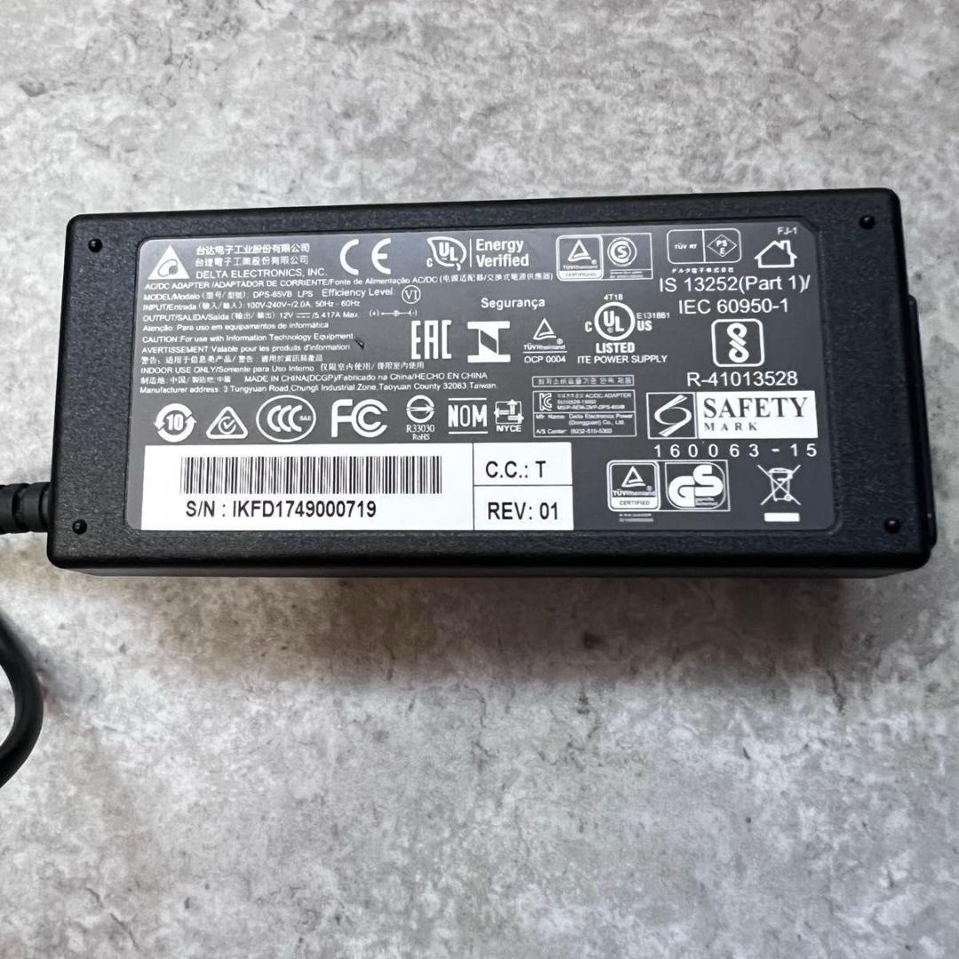 【美品】Wacom ワコム　液晶タブレット DTK-2451/G