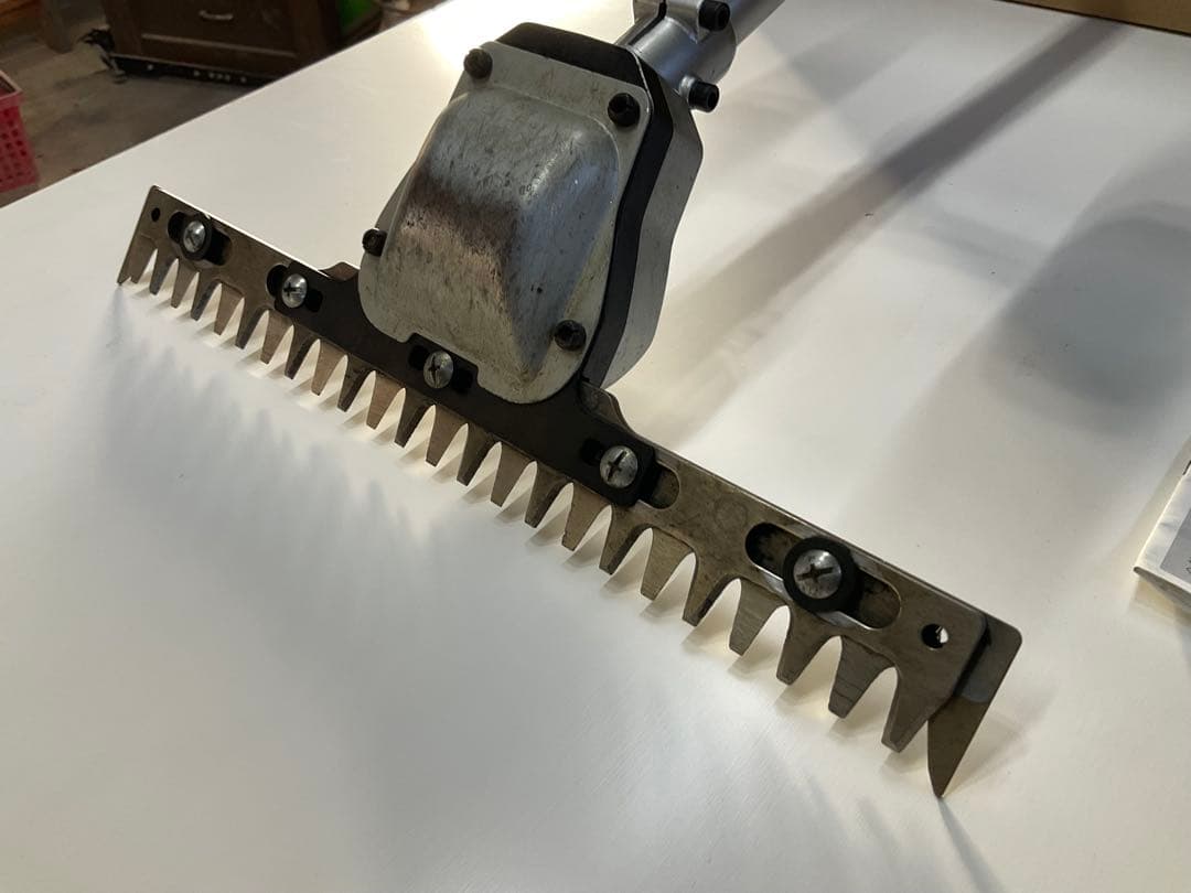 makita EM242AMP 芝刈り機