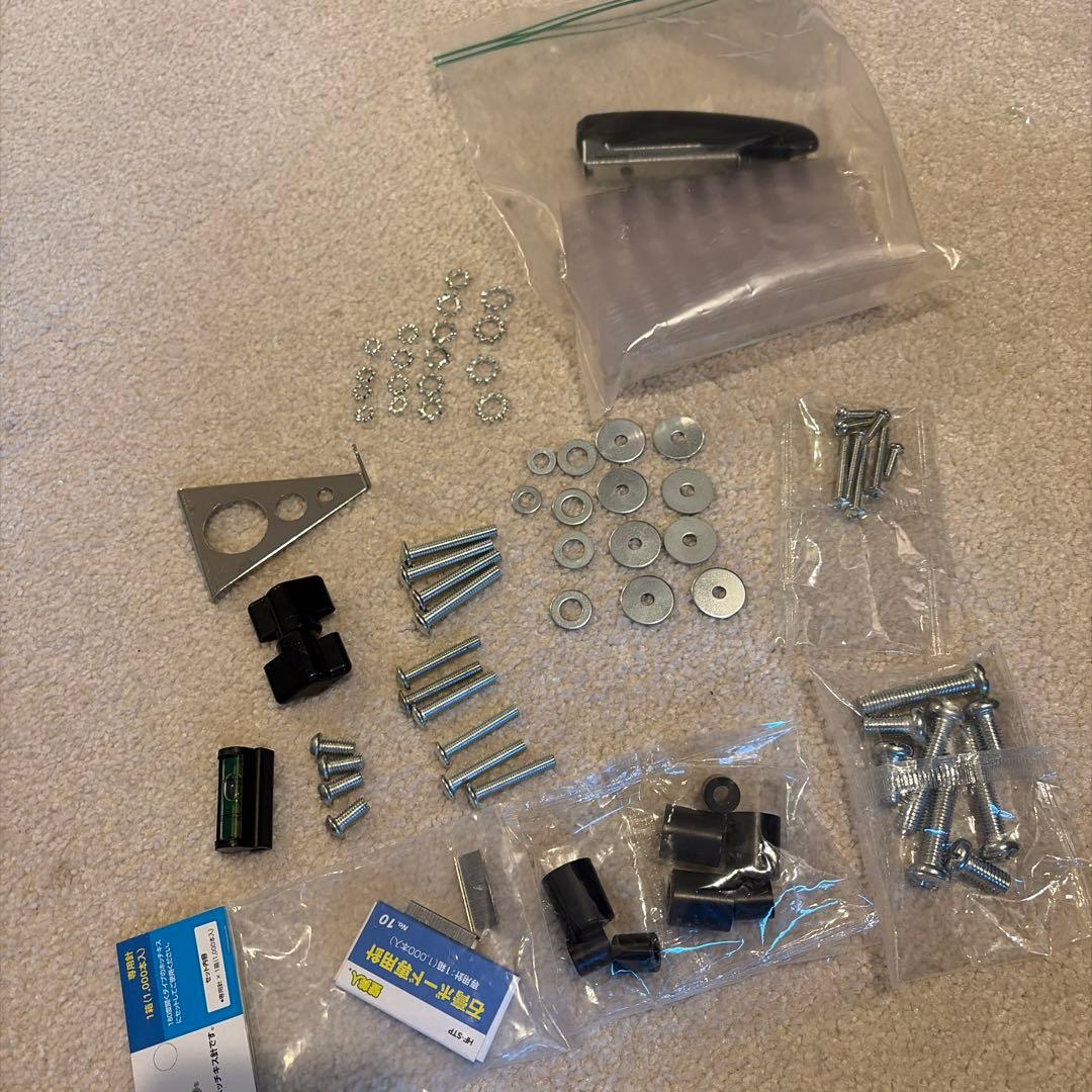 T　壁美人 Lサイズ　37〜65型ブラック　部品付き　テレビ壁掛け金具