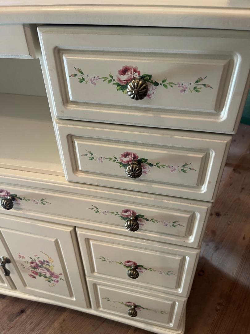 ロココ調 白家具 インテリア アンティーク 薔薇 ローズ チェスト 姫系