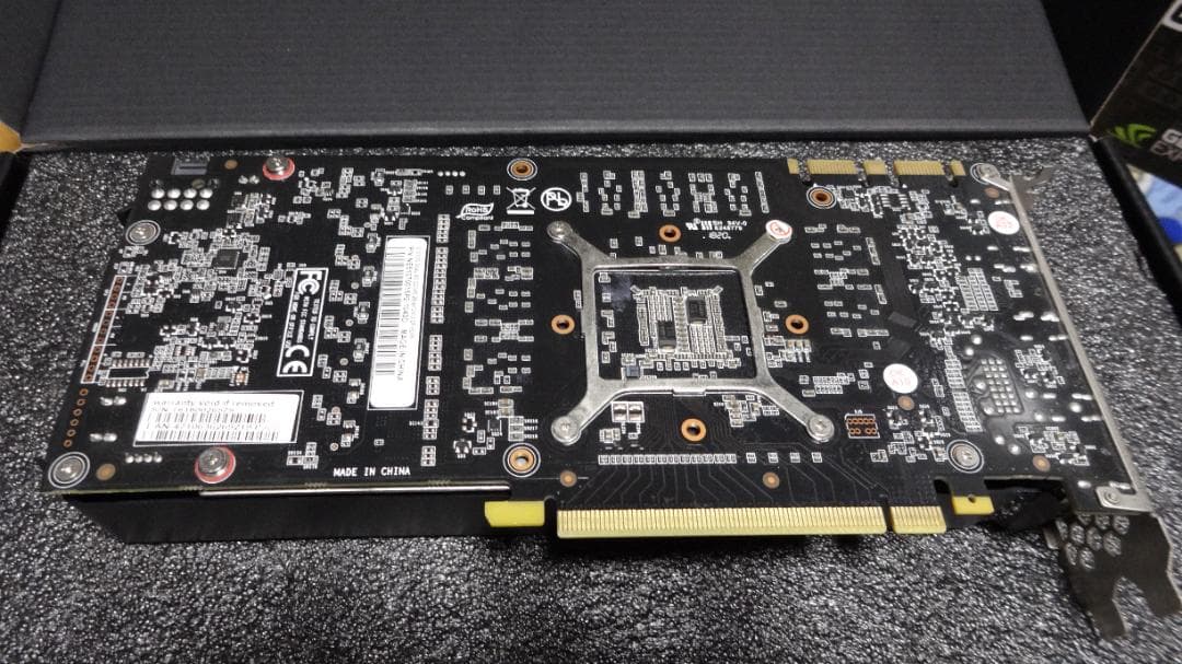 PALIT GeForce GTX 1070 8GB デュアルファン