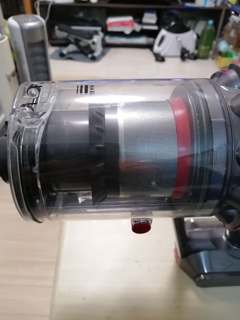 美品！格安!ダイソンSV 18本体純正バッテリー付き