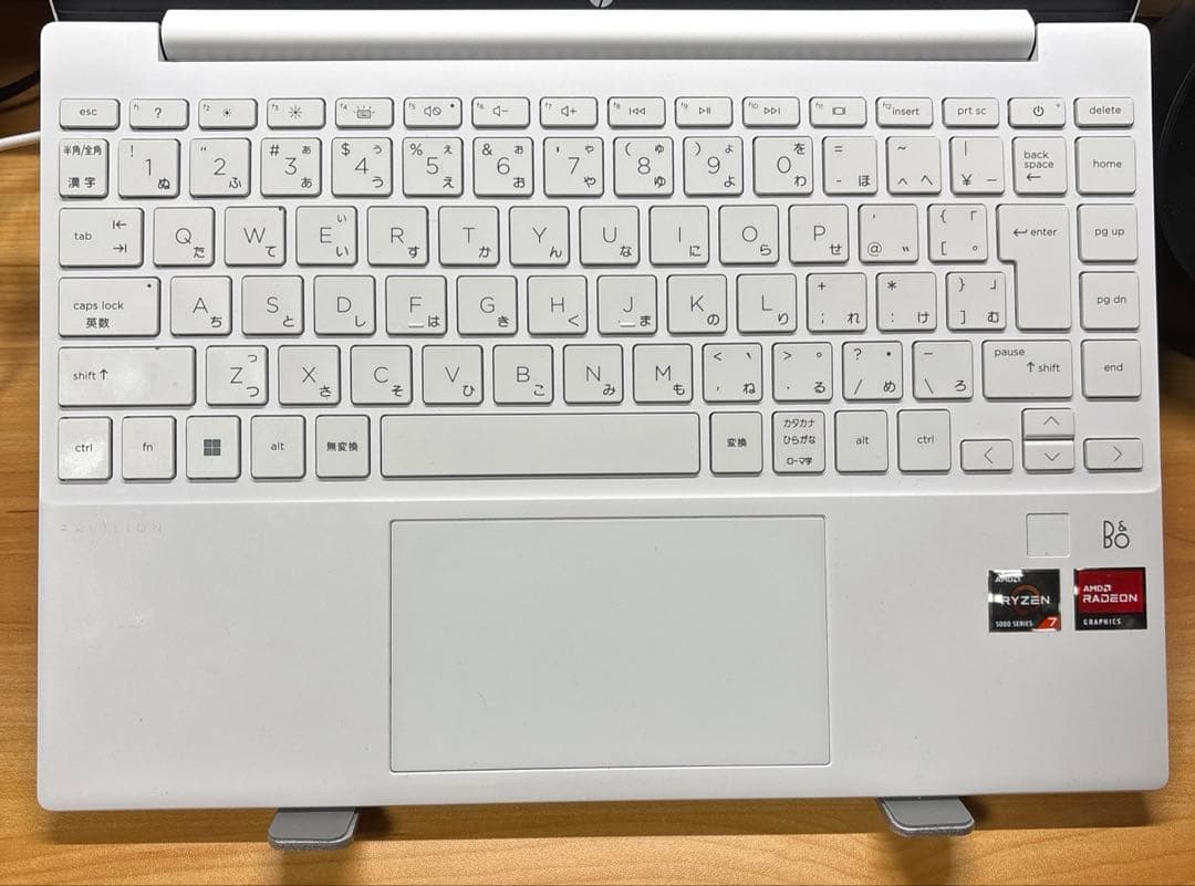 HP Pavilion Aero Laptop 13-be 13.3インチ