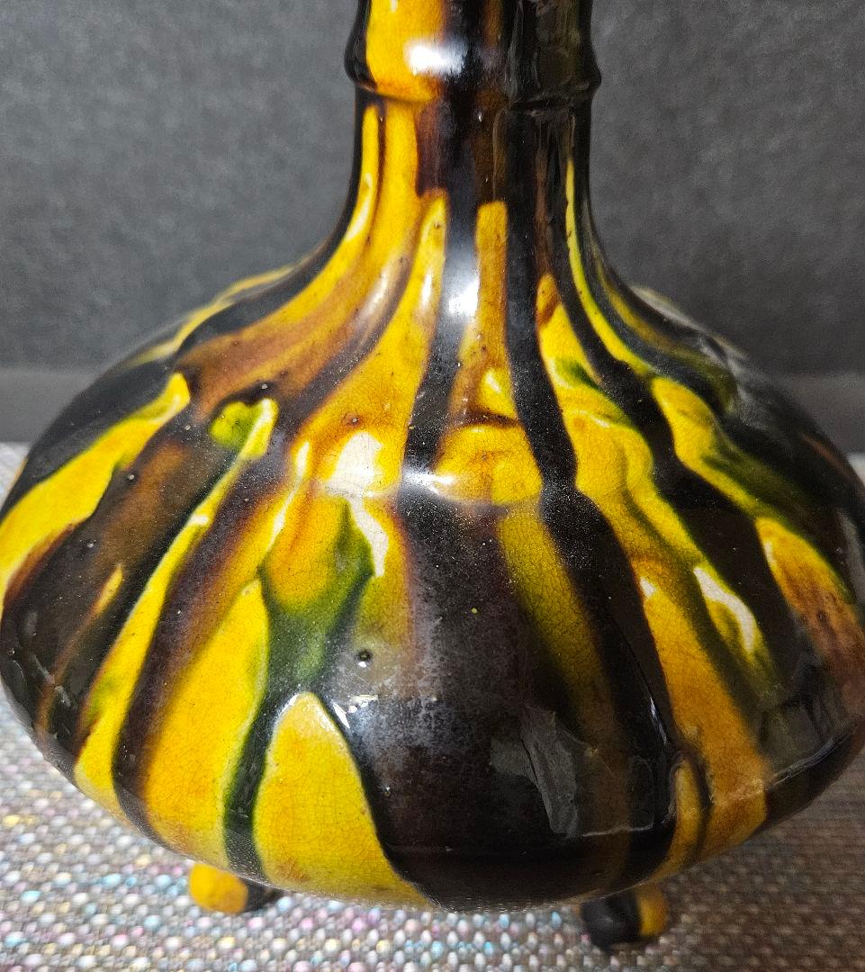 中国古美術　中国古陶磁器　古玩　時代物　遼三彩　鶏頭鶏冠形　手付水注　水瓶　酒瓶