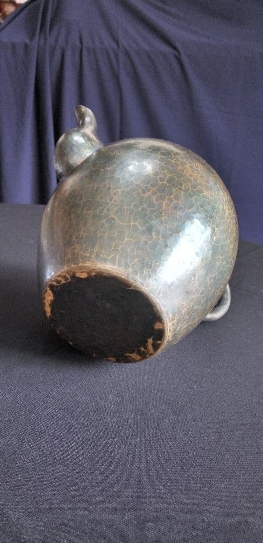 玉川堂、黒色金属製やかん、水差木箱付き 約20cm