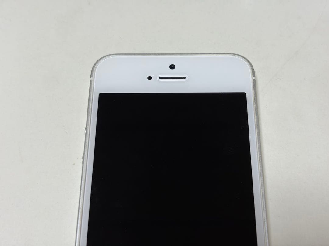 バッテリー交換済み iPhone SE 第1世代 32GB SIMロック解除済