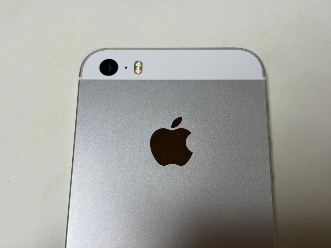 バッテリー交換済み iPhone SE 第1世代 32GB SIMロック解除済