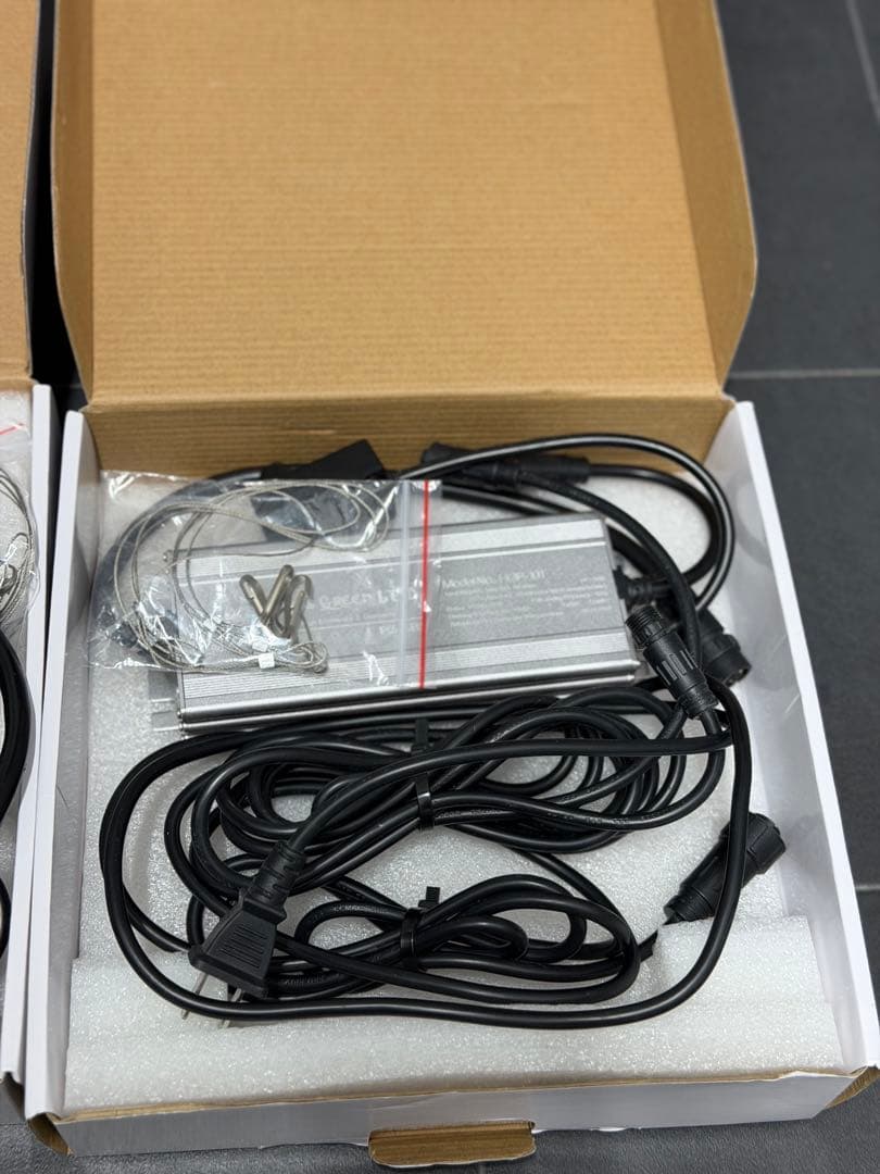 K*i様 Helios Green LED PRO HGP-101 育成ライト